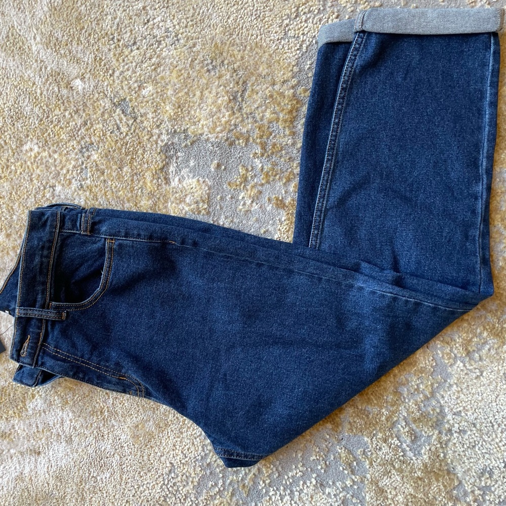 Dark denim, high-rise mom Jean